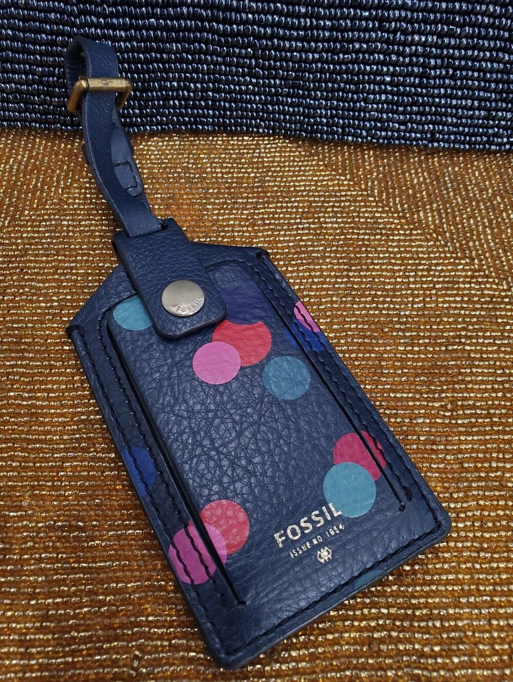 Fossil luggage tag