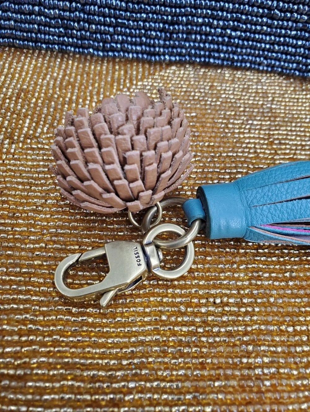 Fossil luggage tag