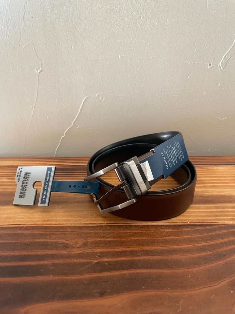 Kenneth Cole kenneth cole