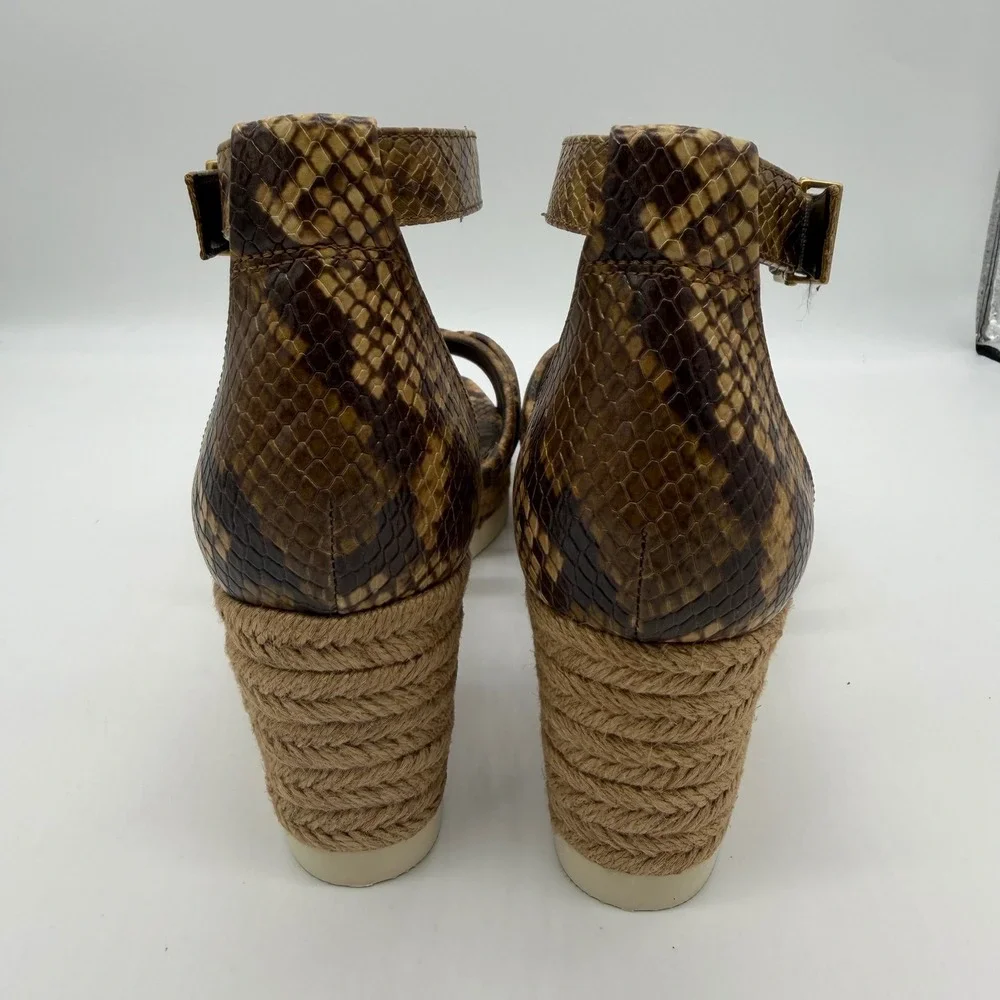 Vince Camuto vince camuto