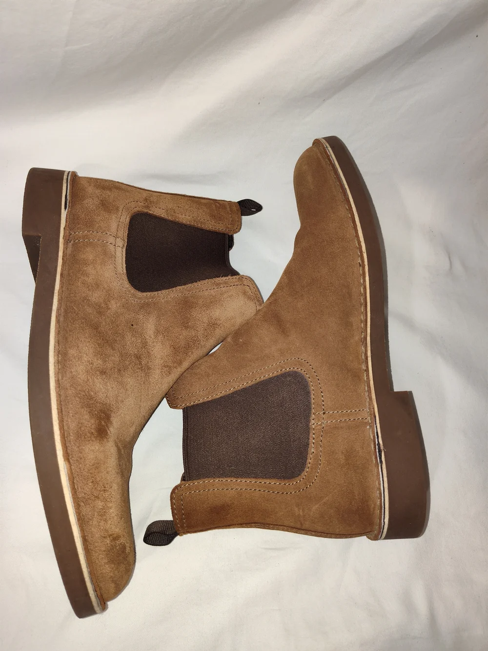Clarks timeless chelsea