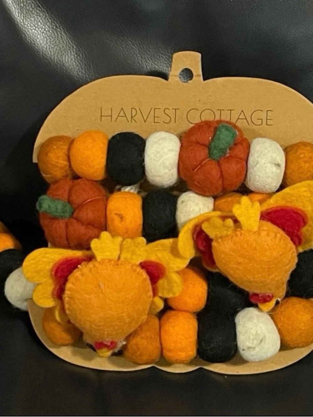 Thanksgiving garland turkeys