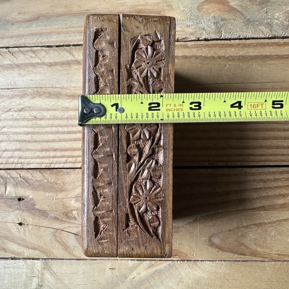 The Unbranded Brand vintage carved