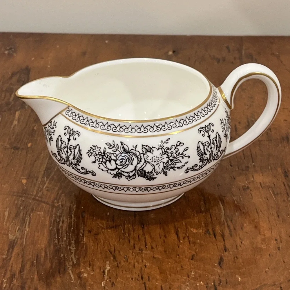 Wedgwood excellent no