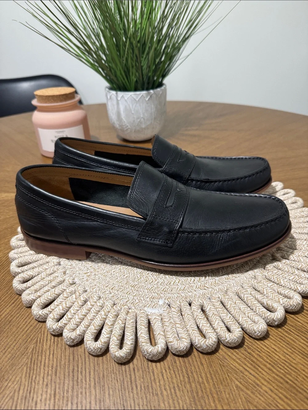 Cole Haan 11.5 M mens black leather penny loafer dress shoes EUC