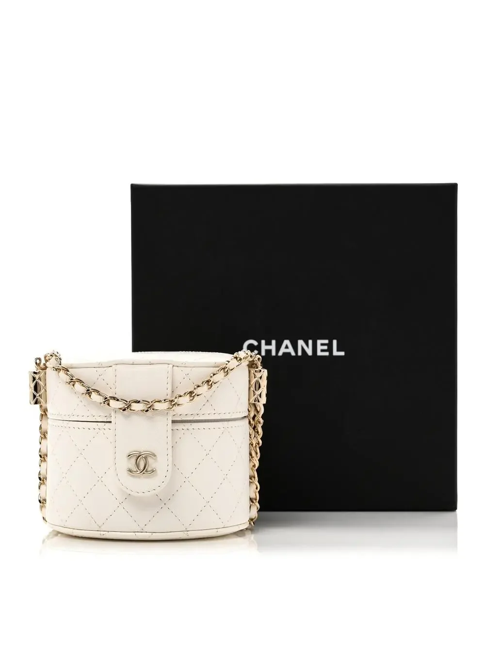 CHANEL indulge luxury