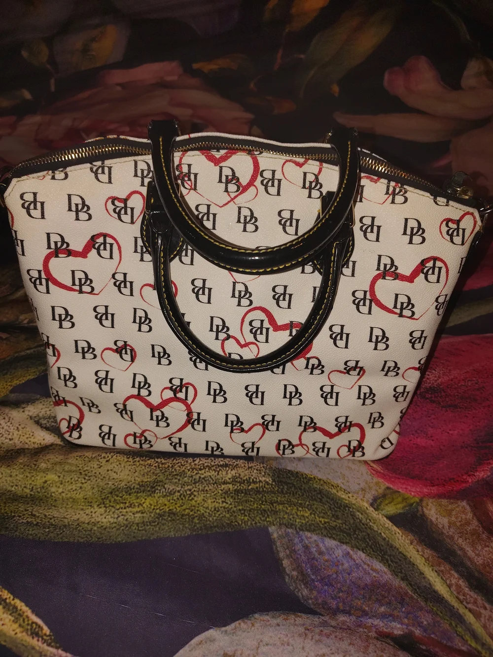 Dooney & Bourke dooney bourke