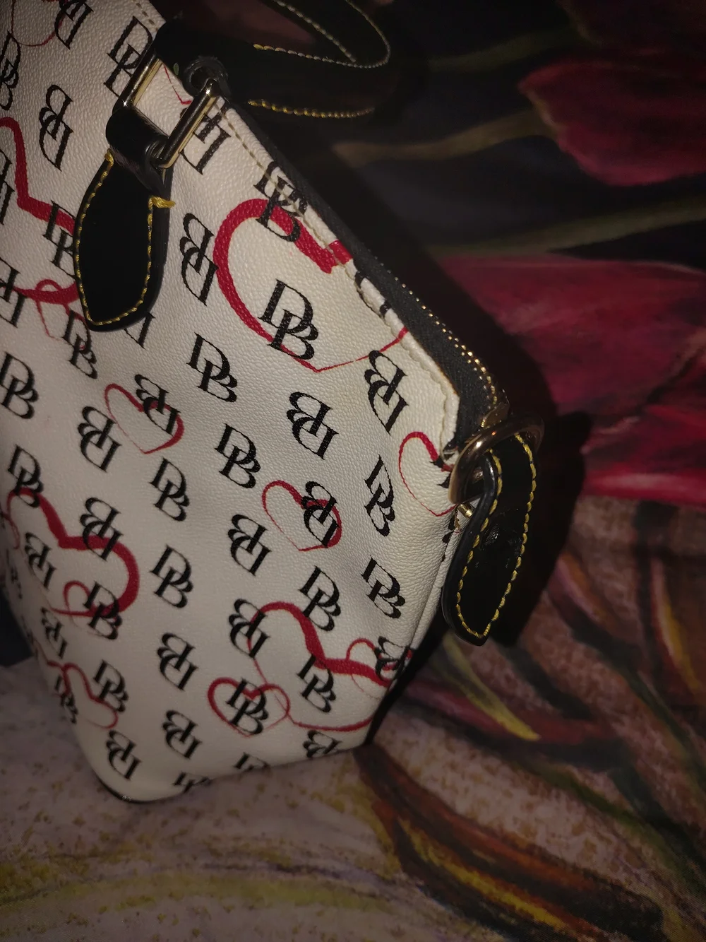 Dooney & Bourke dooney bourke