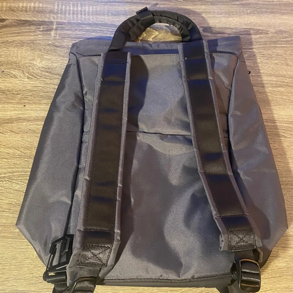 OGIO convertible backpack