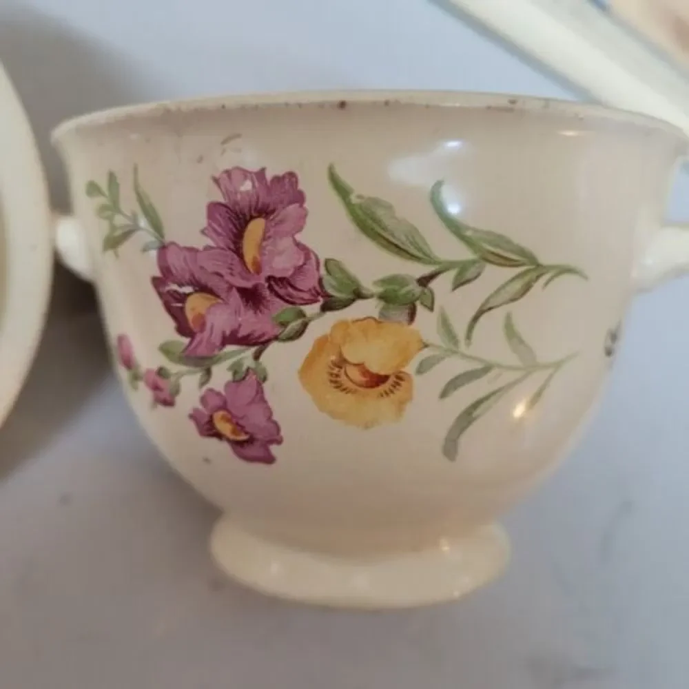 Vintage Homer Laughlin China Sugar Bowl‎ With Lid Vellum JIN 7