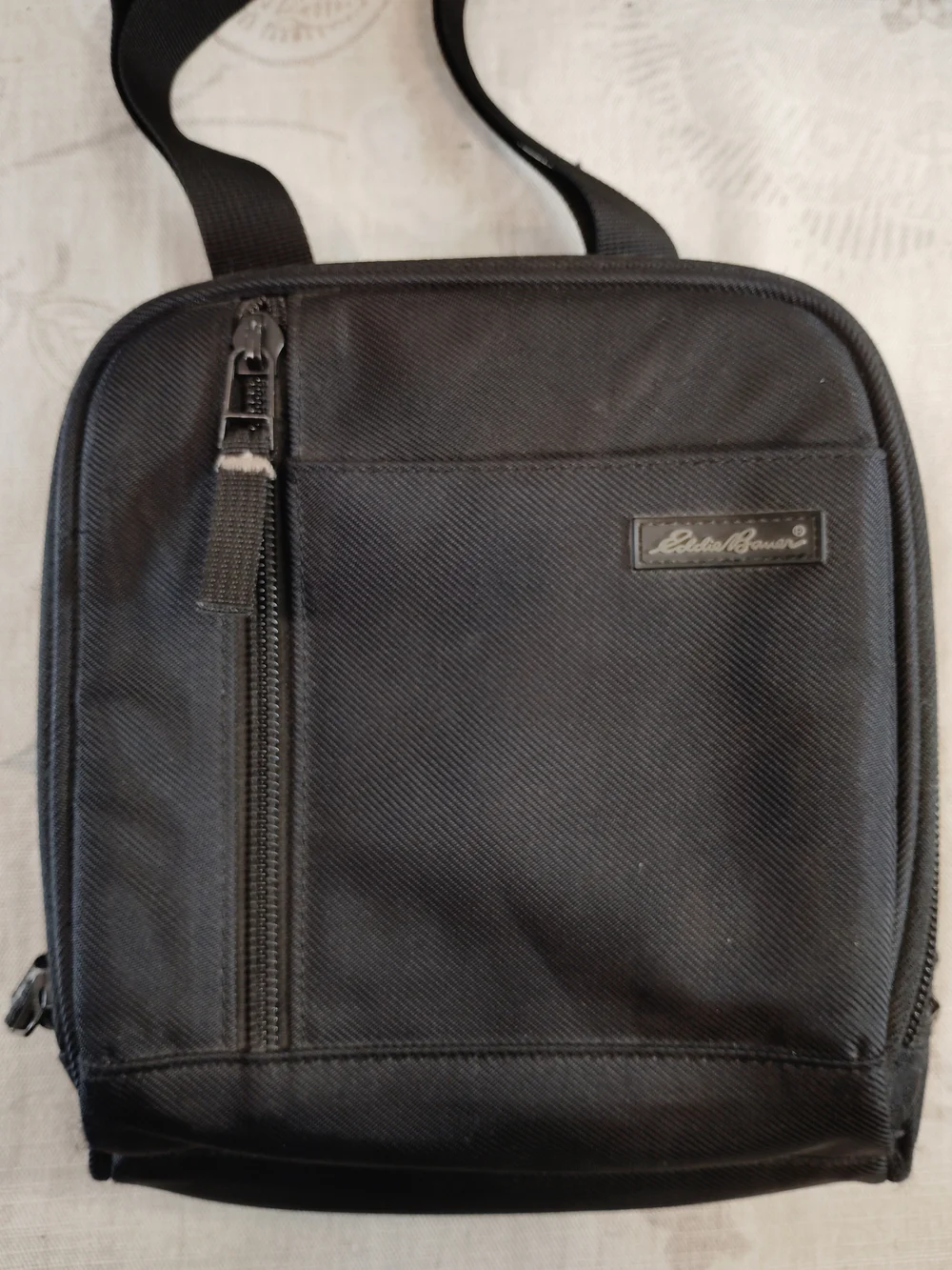 Eddie Bauer sleek eddie