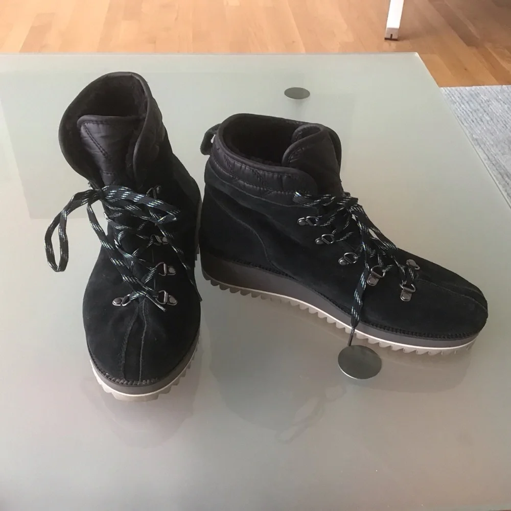 UGG up sale
