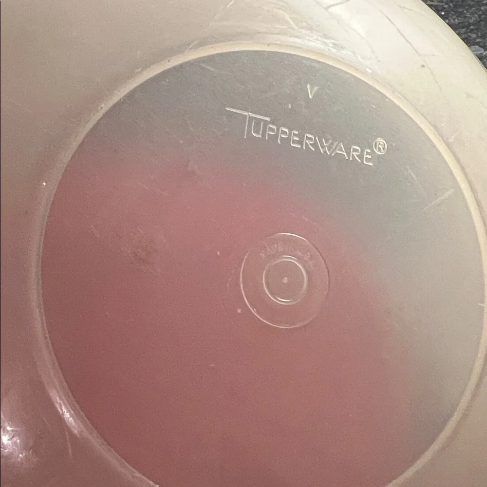 Tupperware plastic are