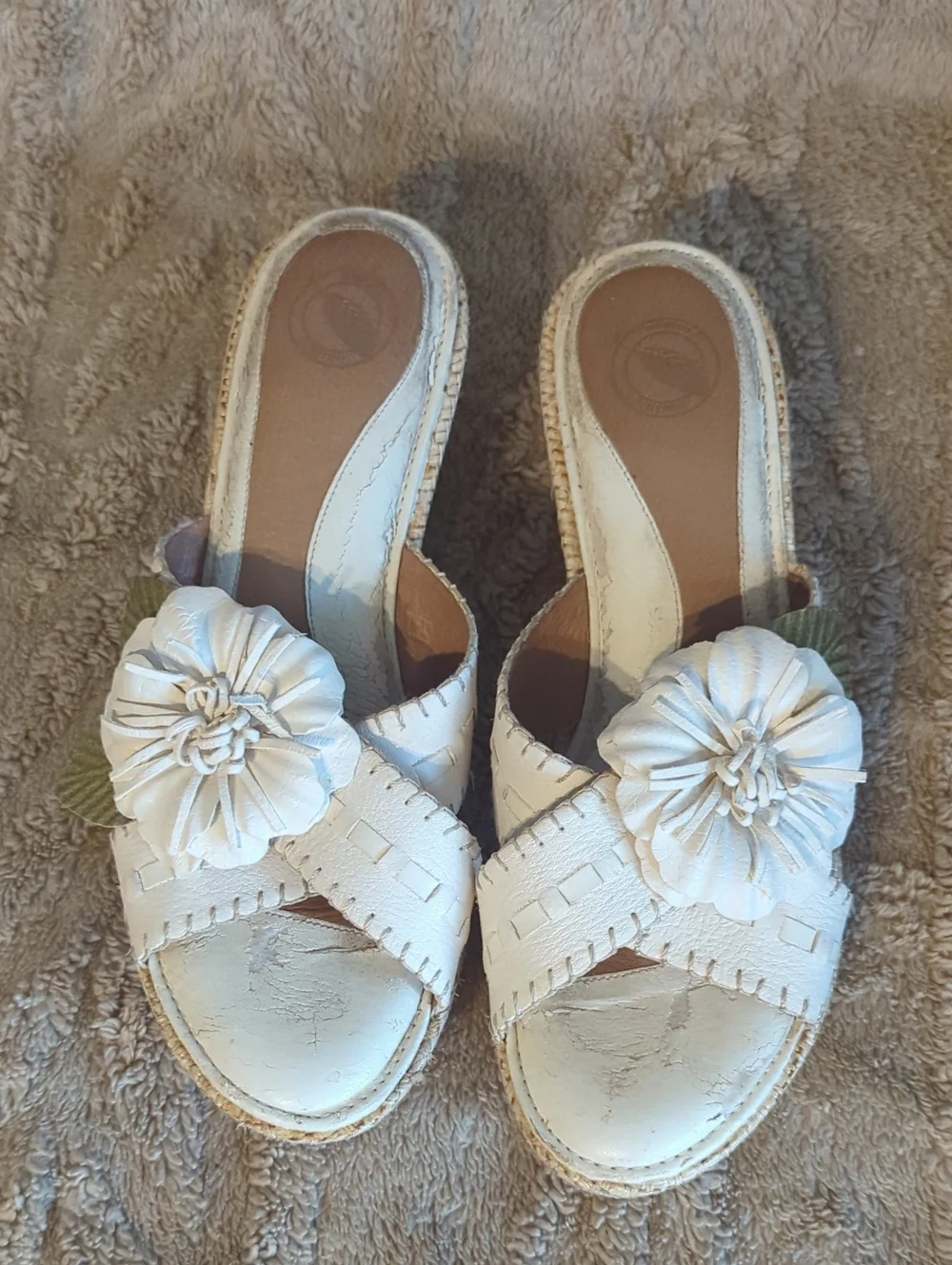 N/A sole sandals