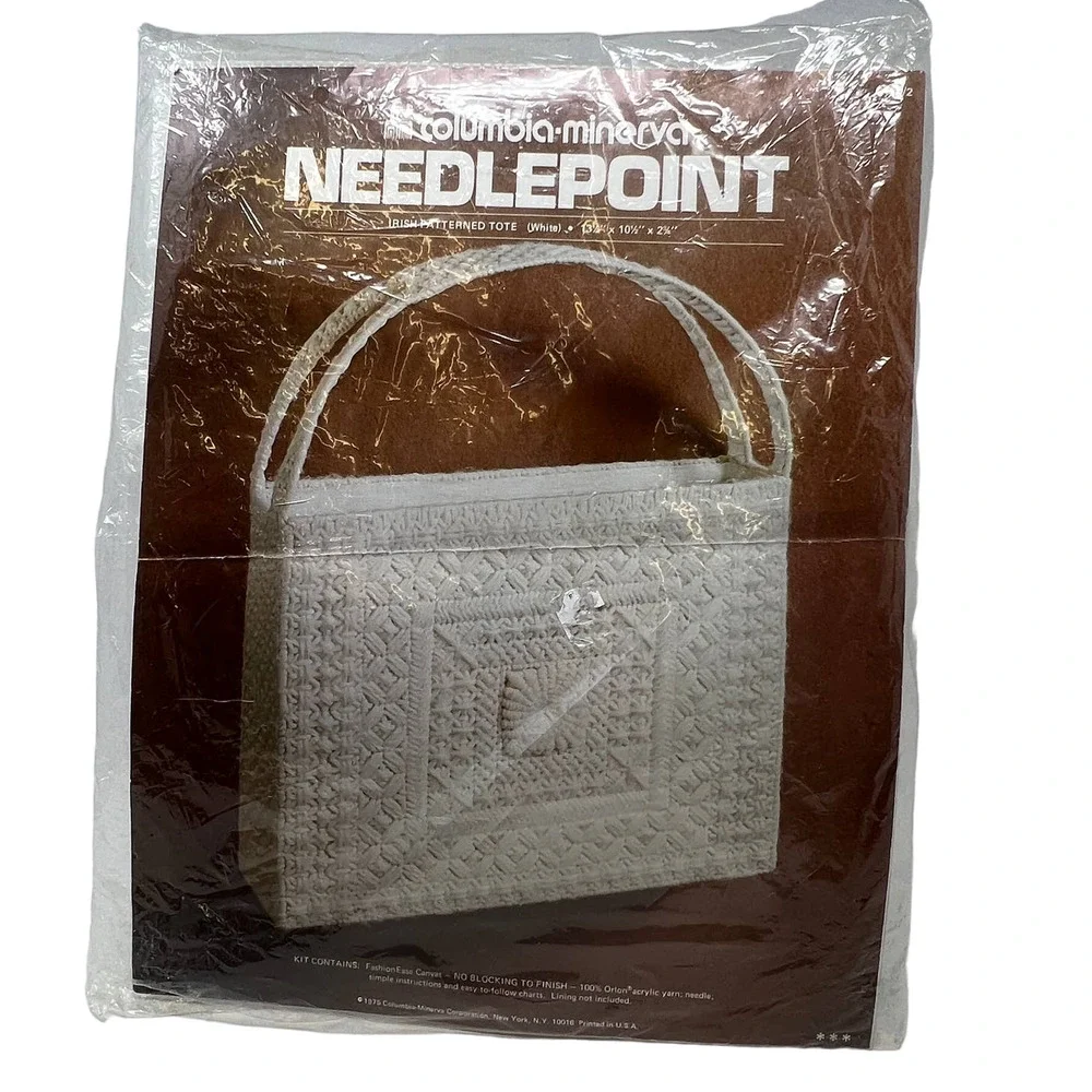 Vintage 1975 Columbia Minerva Needlepoint Irish Patterned‎ White Tote Kit