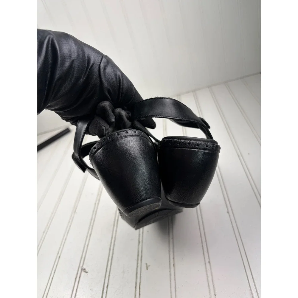 Nurture by Lamaze stable 𝗔𝘂𝘁𝗵𝗲𝗻𝘁𝗶𝗰 upper