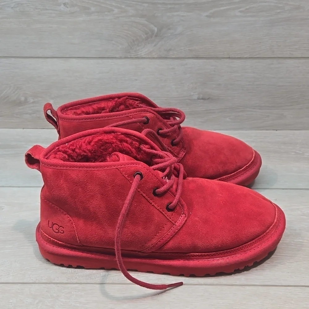 UGG one string