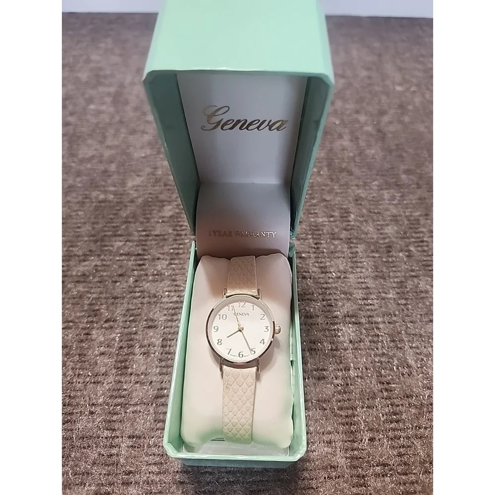 Geneva vintage women