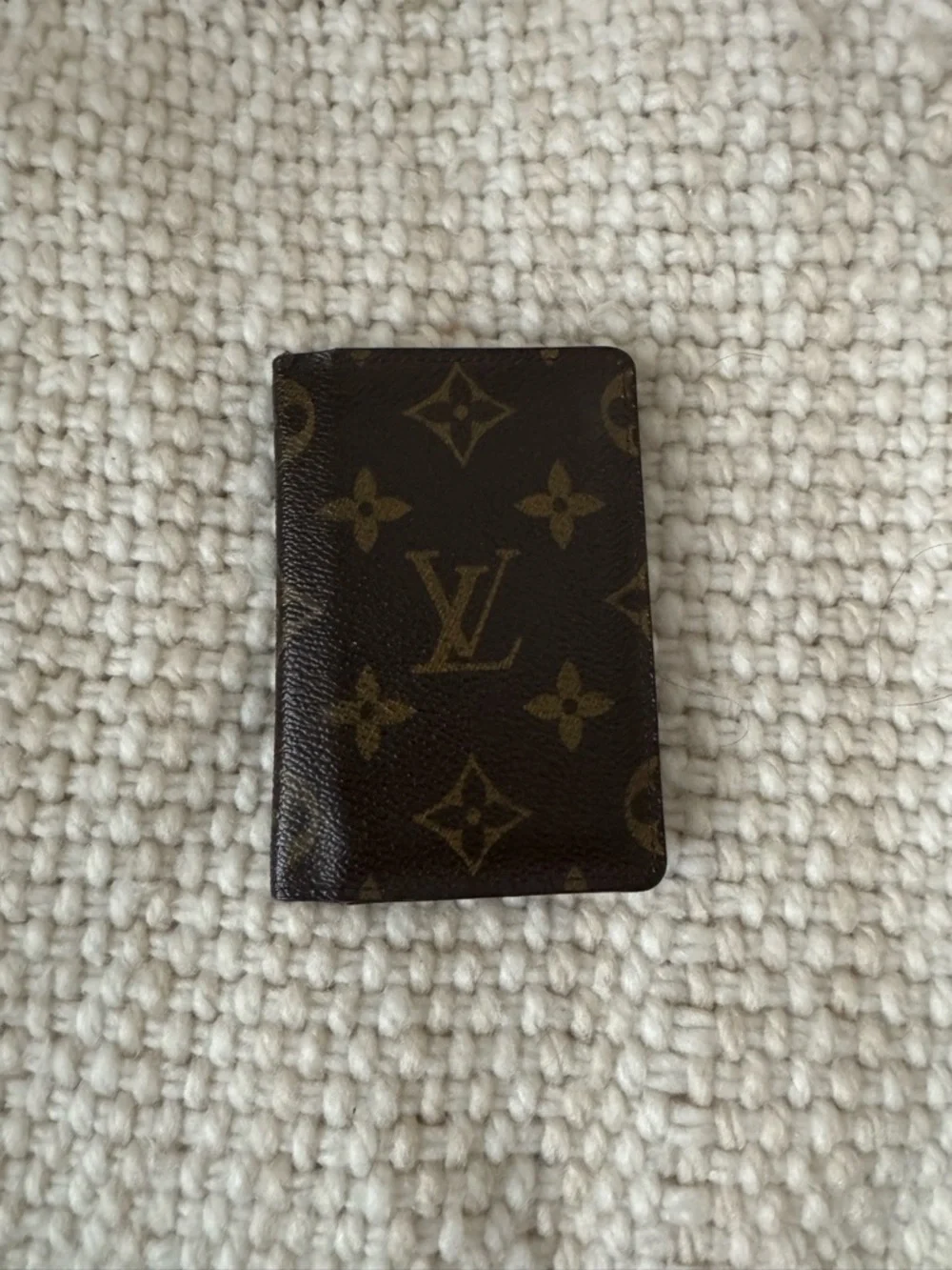 Louis Vuitton classic louis