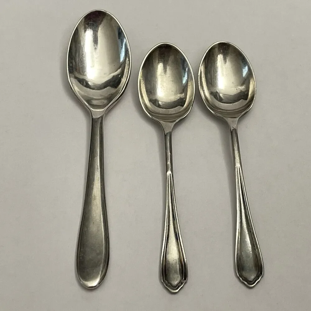 Unbranded silver plate