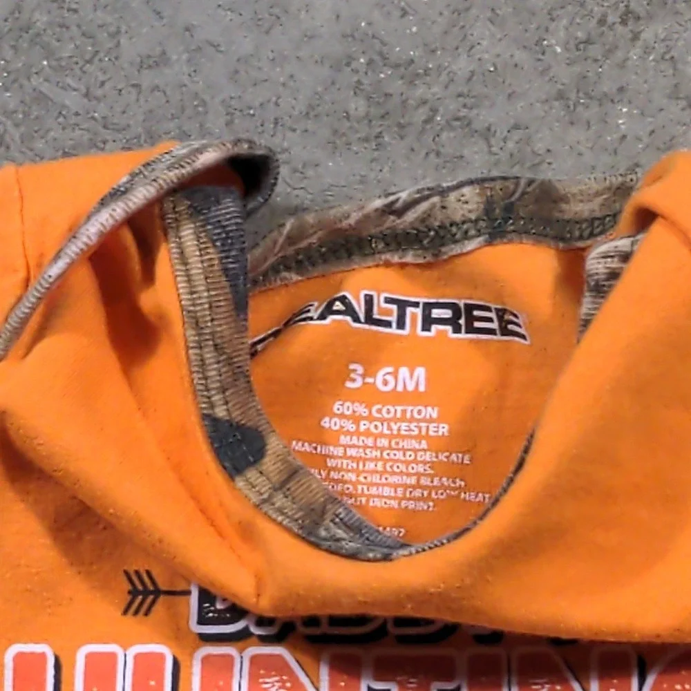 Realtree‎ Daddy's Hunting Buddy Onesie 3-6M Orange Camo Trim Baby Bodysuit