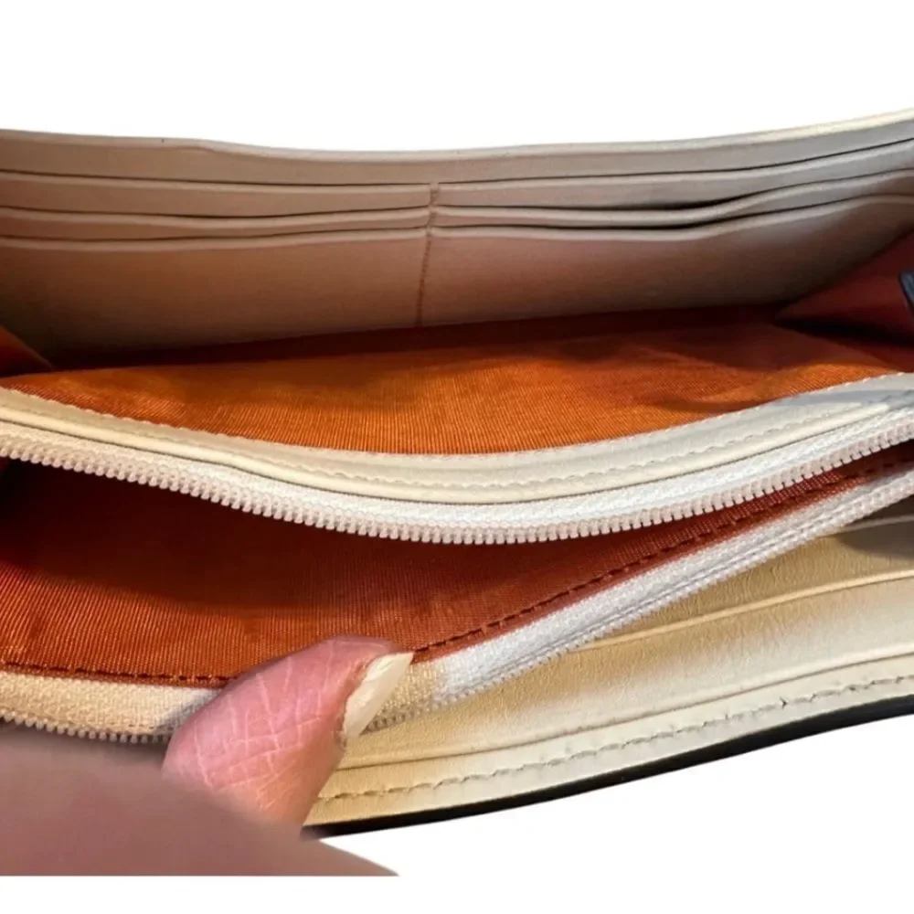 Gucci chic clutch