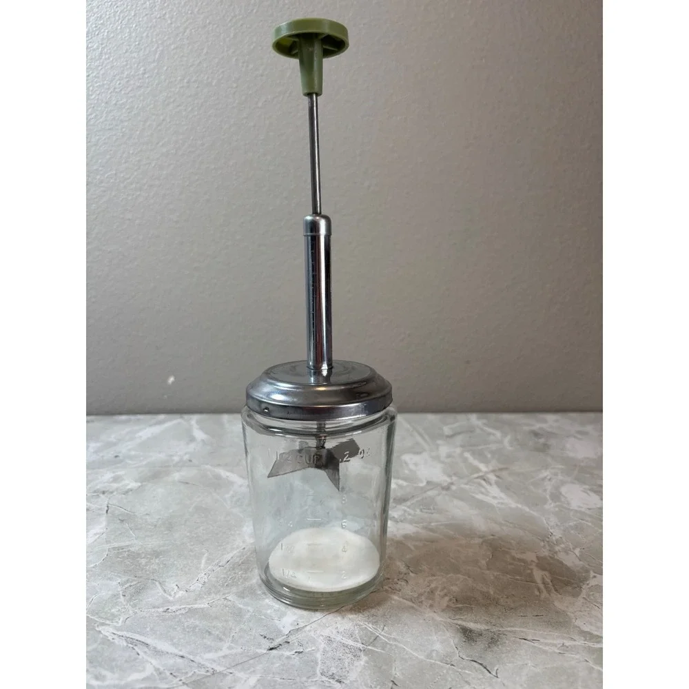 Vintage‎ Acme Food And Nut Chopper Glass Jar Measuring Cup Green Handle USA Made