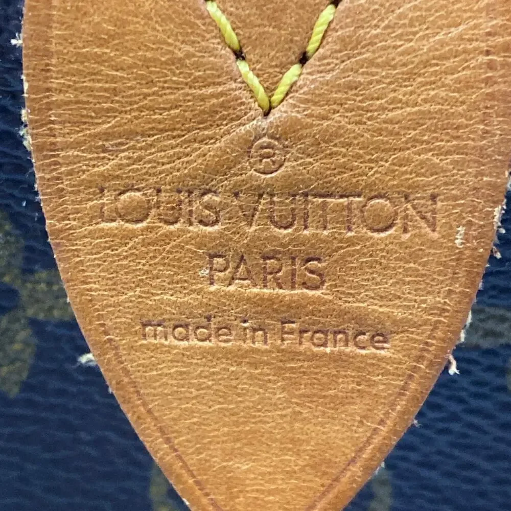 Louis Vuitton model material main