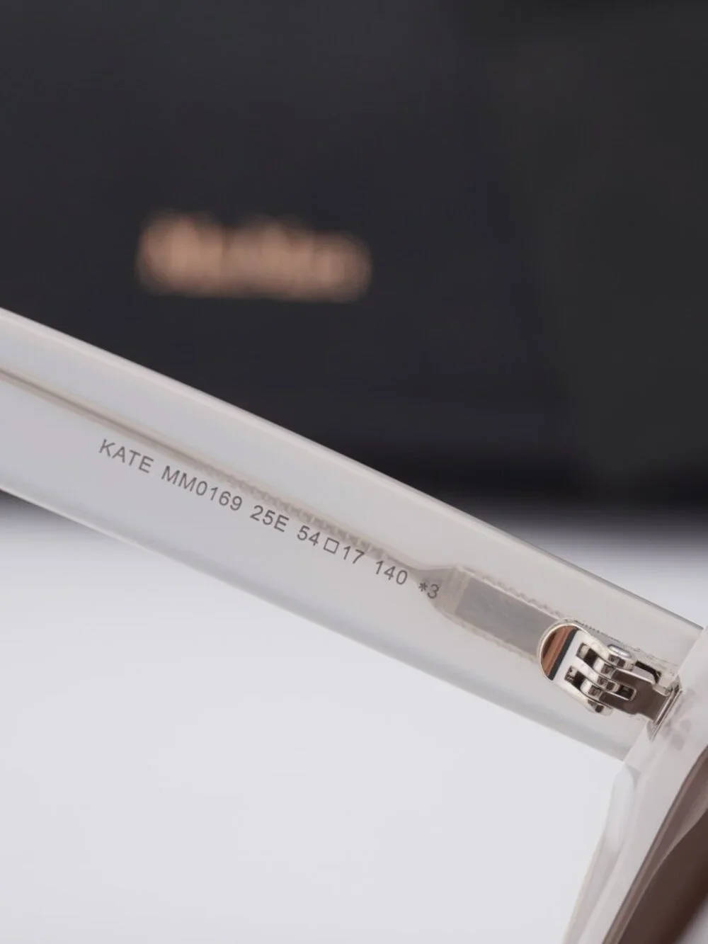 MaxMara model mm0169