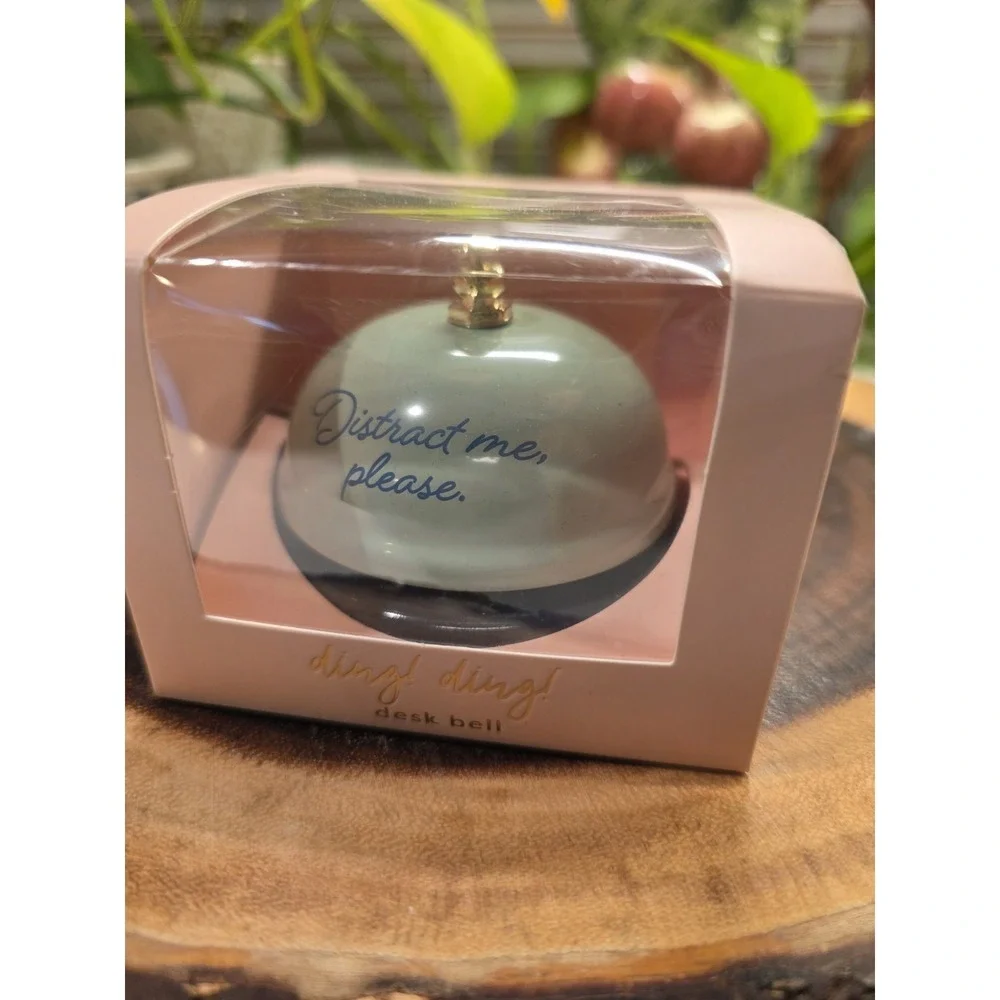 Carven blue bell adults
