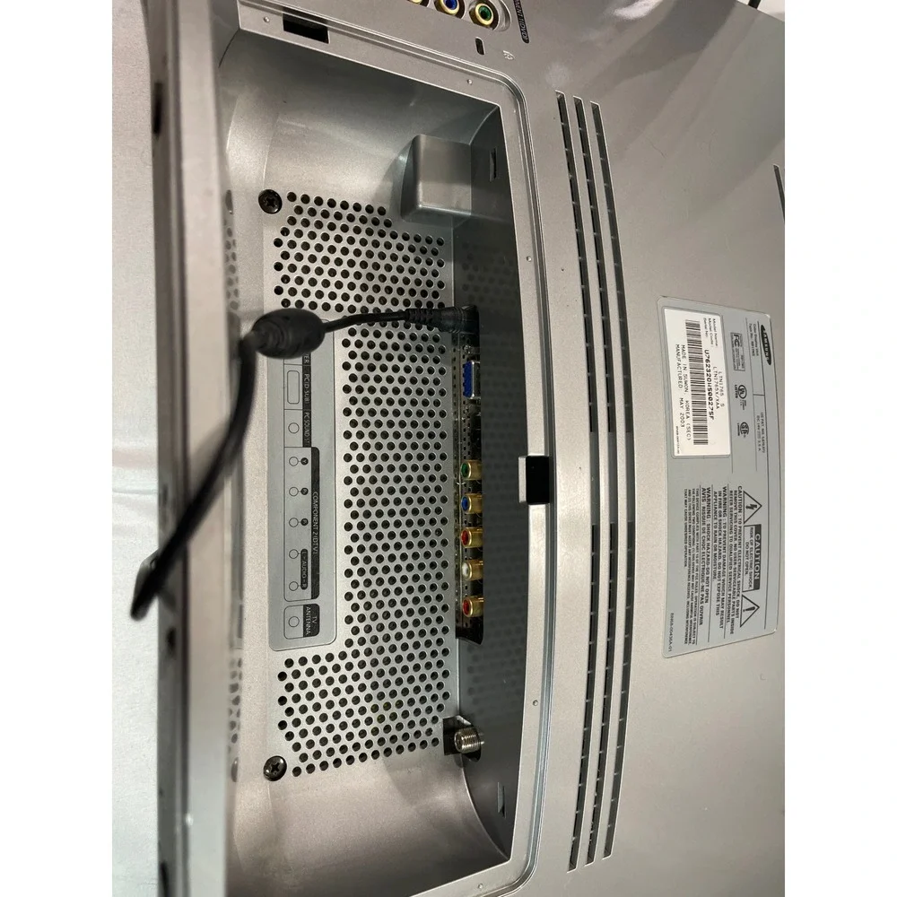 Samsung ltn1765 17
