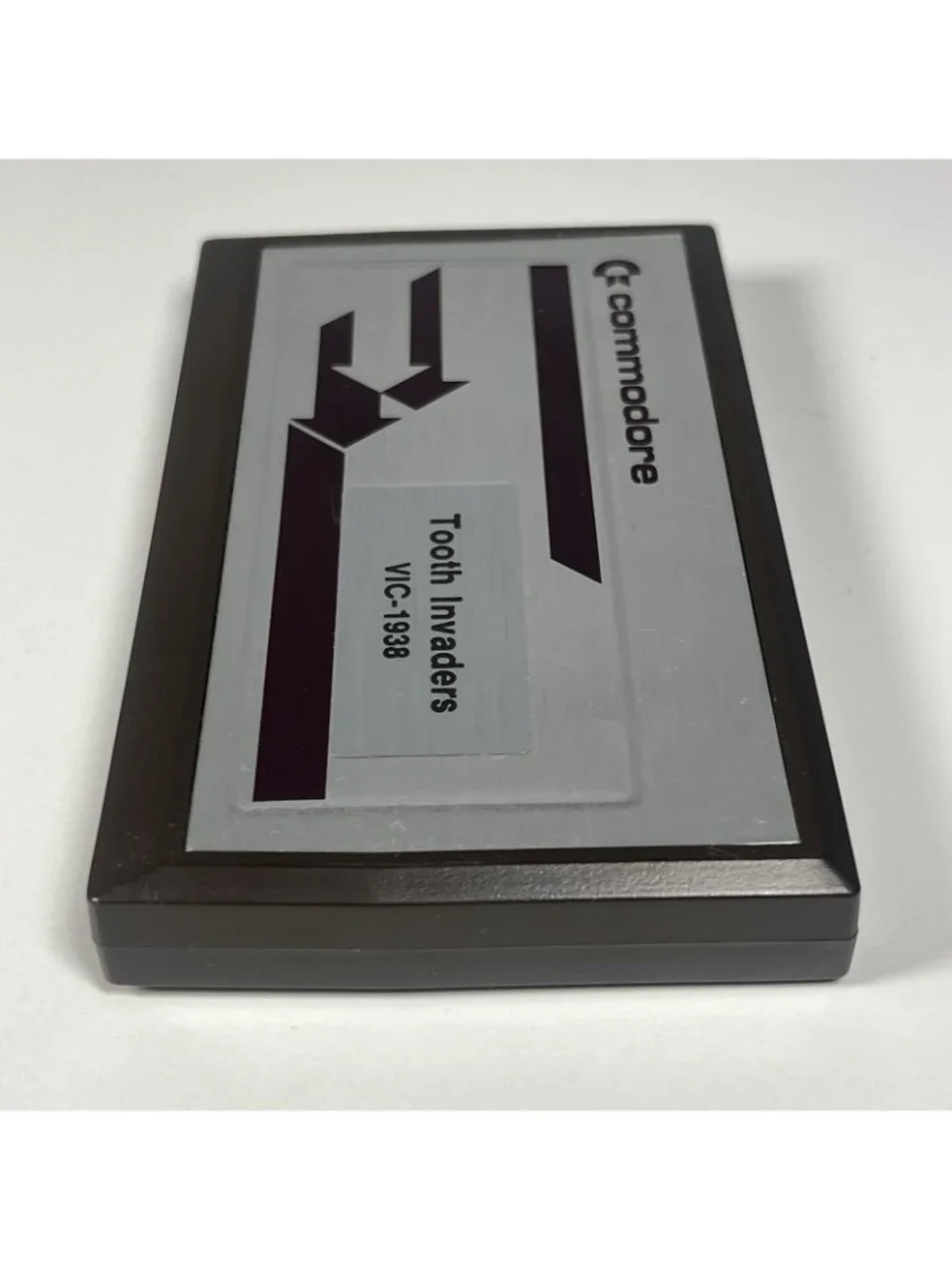 Commodore tooth light vintage