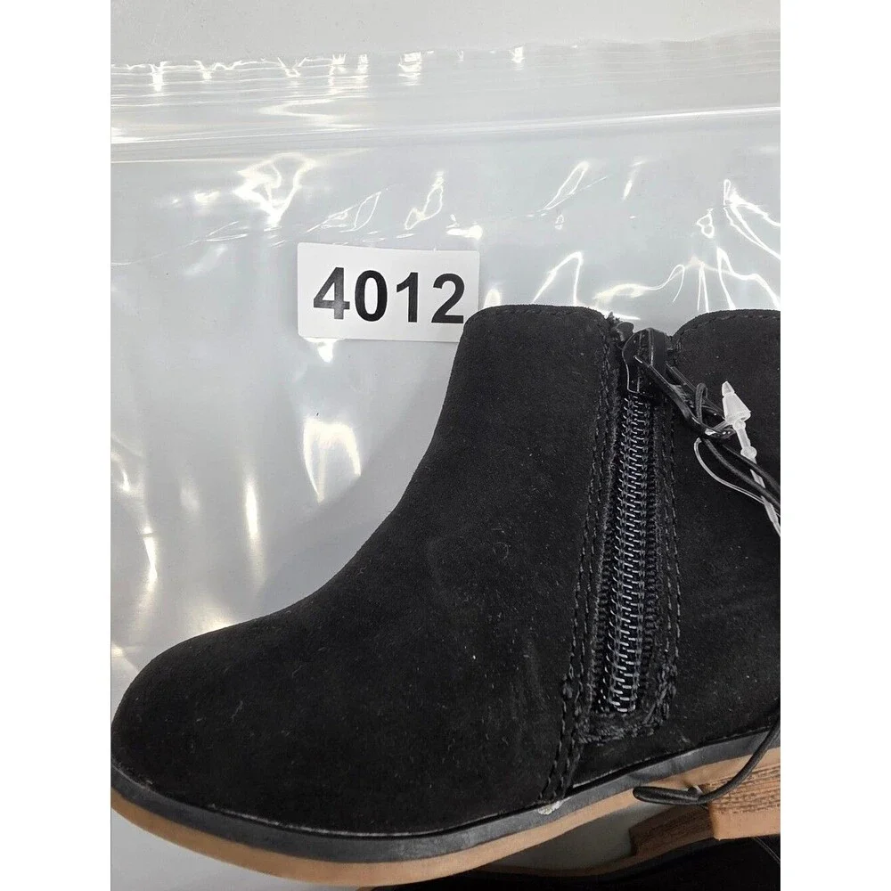 Cat & Jack classic black