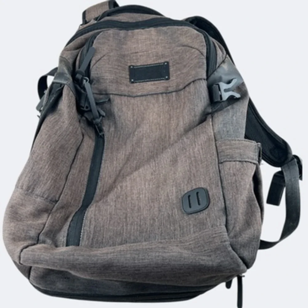 SwissGear brand style