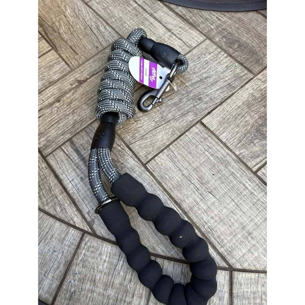 N/A leash padded furry