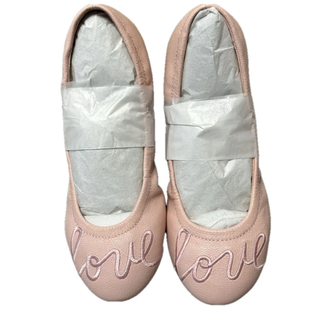 NIB Pink Embroidered LOVE Ballet Flats By Ellen Degeneres 5 Big Girls