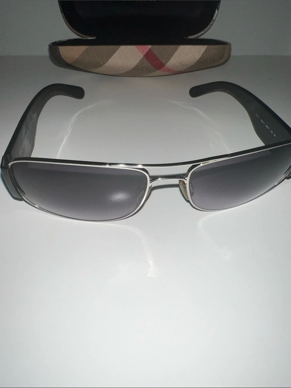 Burberry authentic black