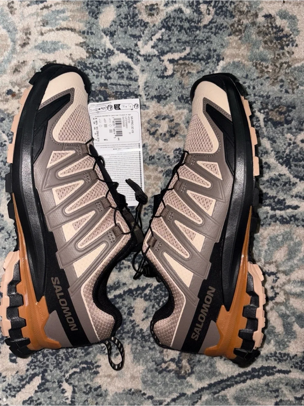 Salomon men trail