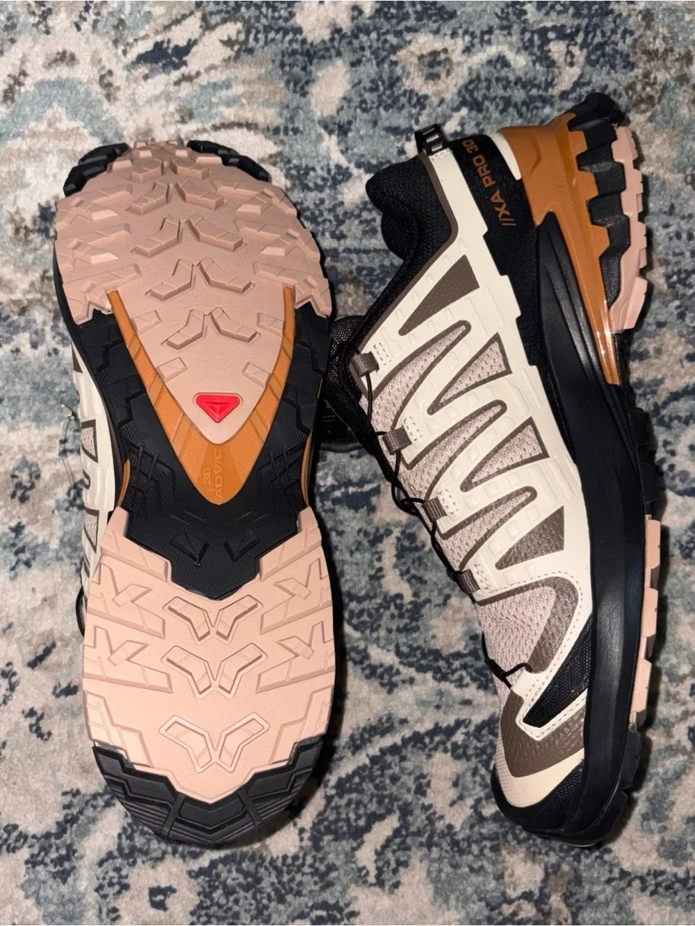 Salomon durable women