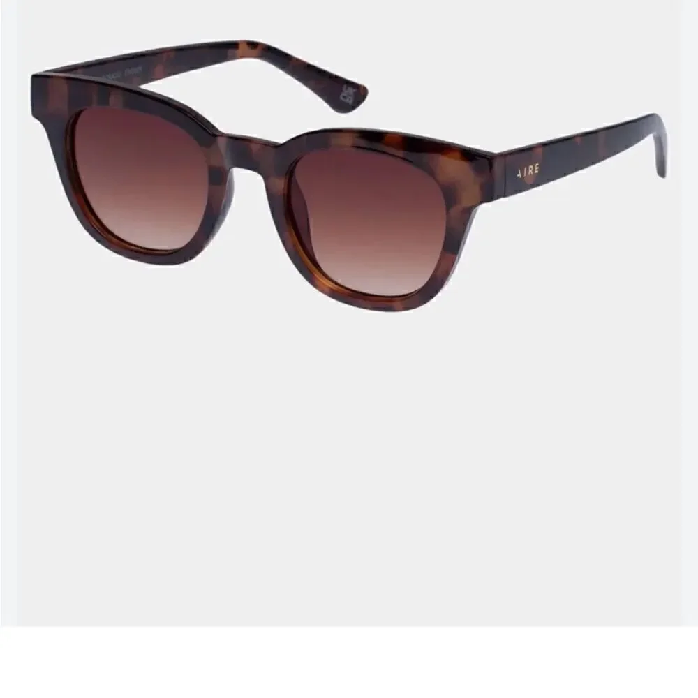 REVOLVE aire tortoiseshell