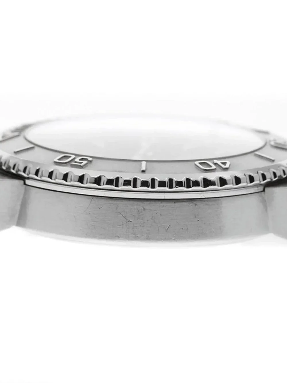 Oris brand	oris model	aquis