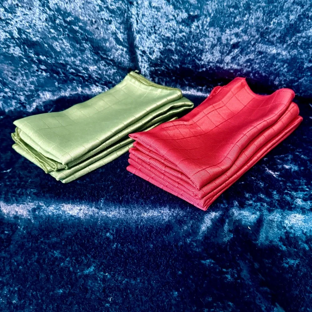 (8) Holiday Napkins - 4 Red/4 Green  - Muted Tones 16