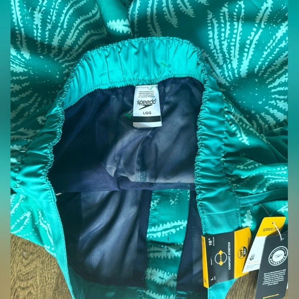 Speedo dive into