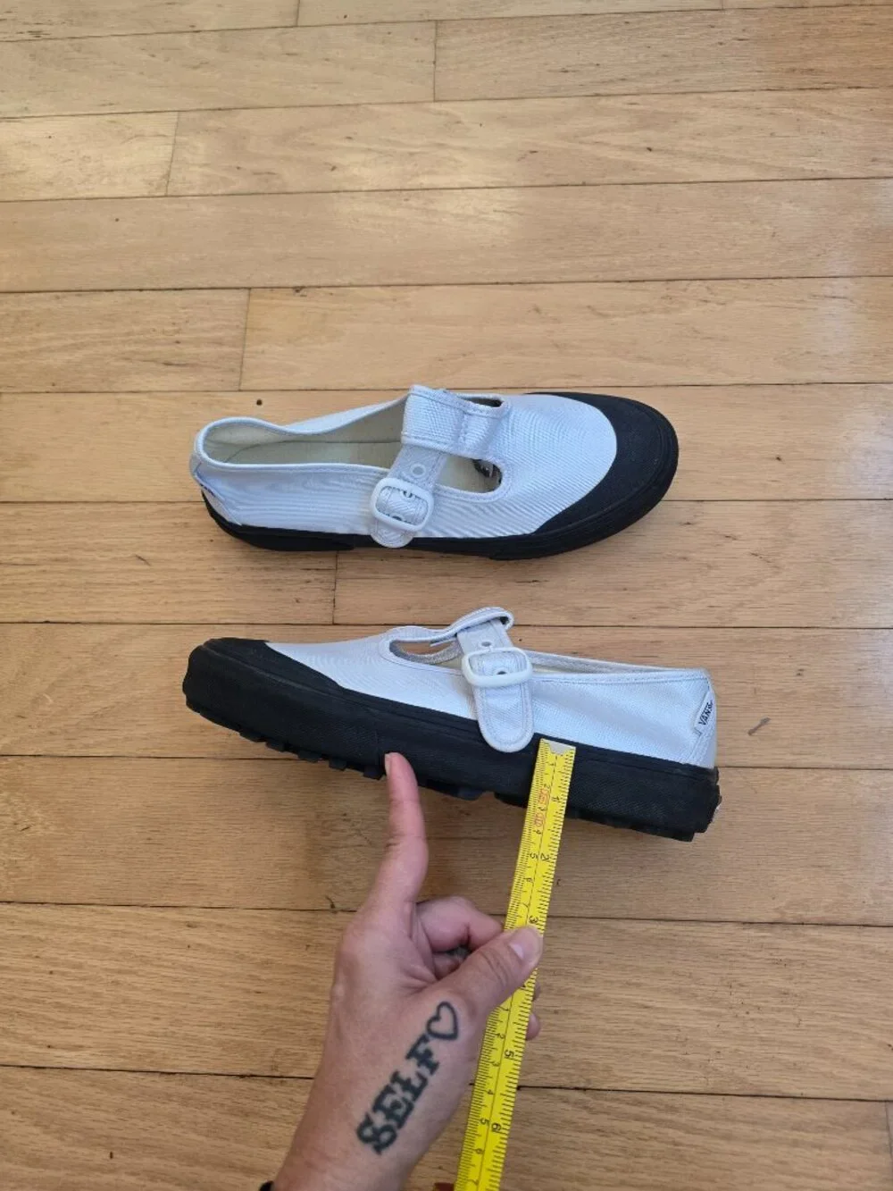 Vans style 93