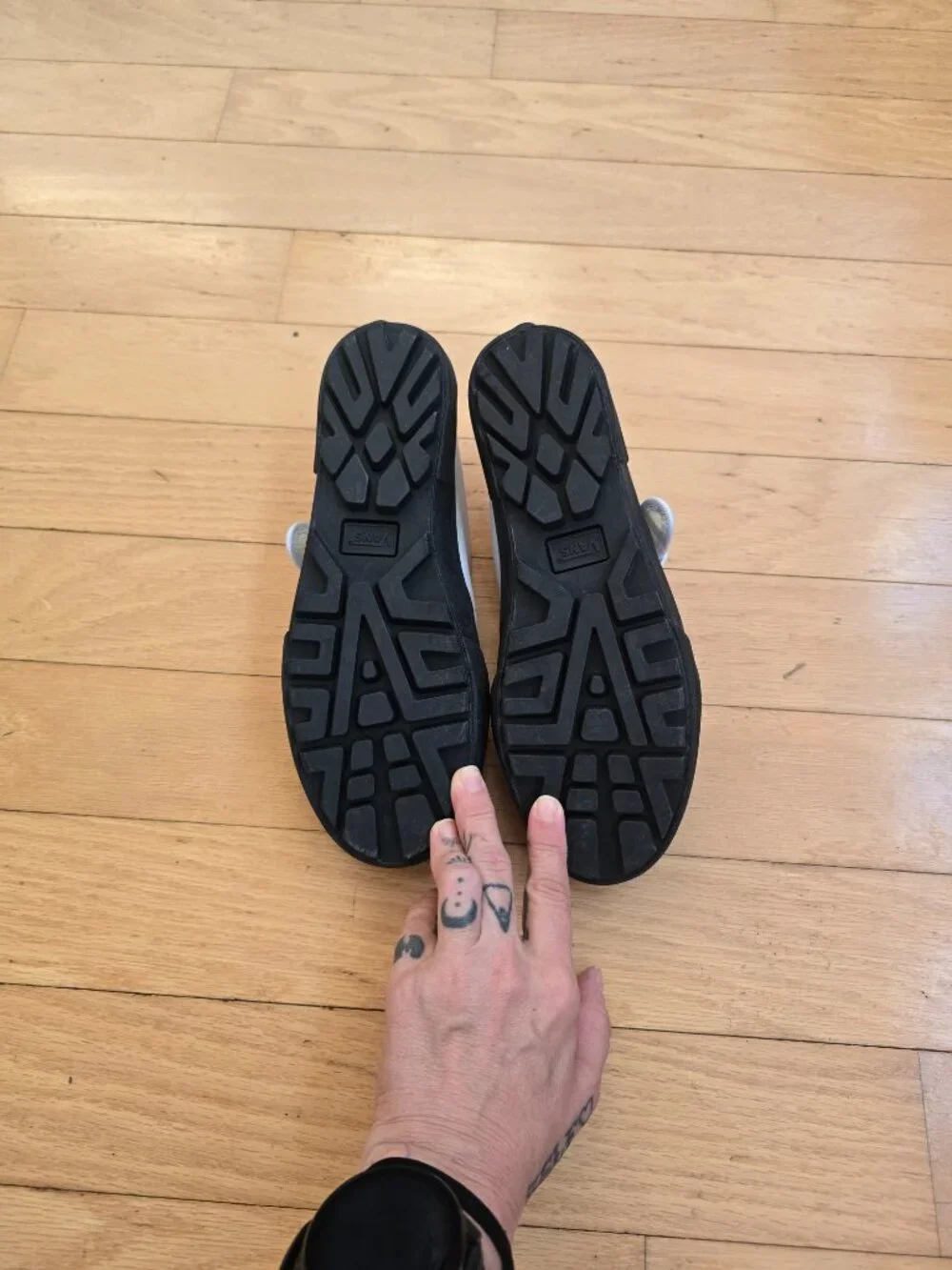 Vans style 93