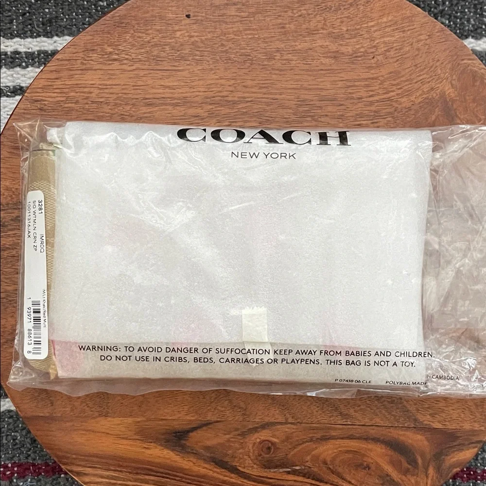 Coach beautiful giftable