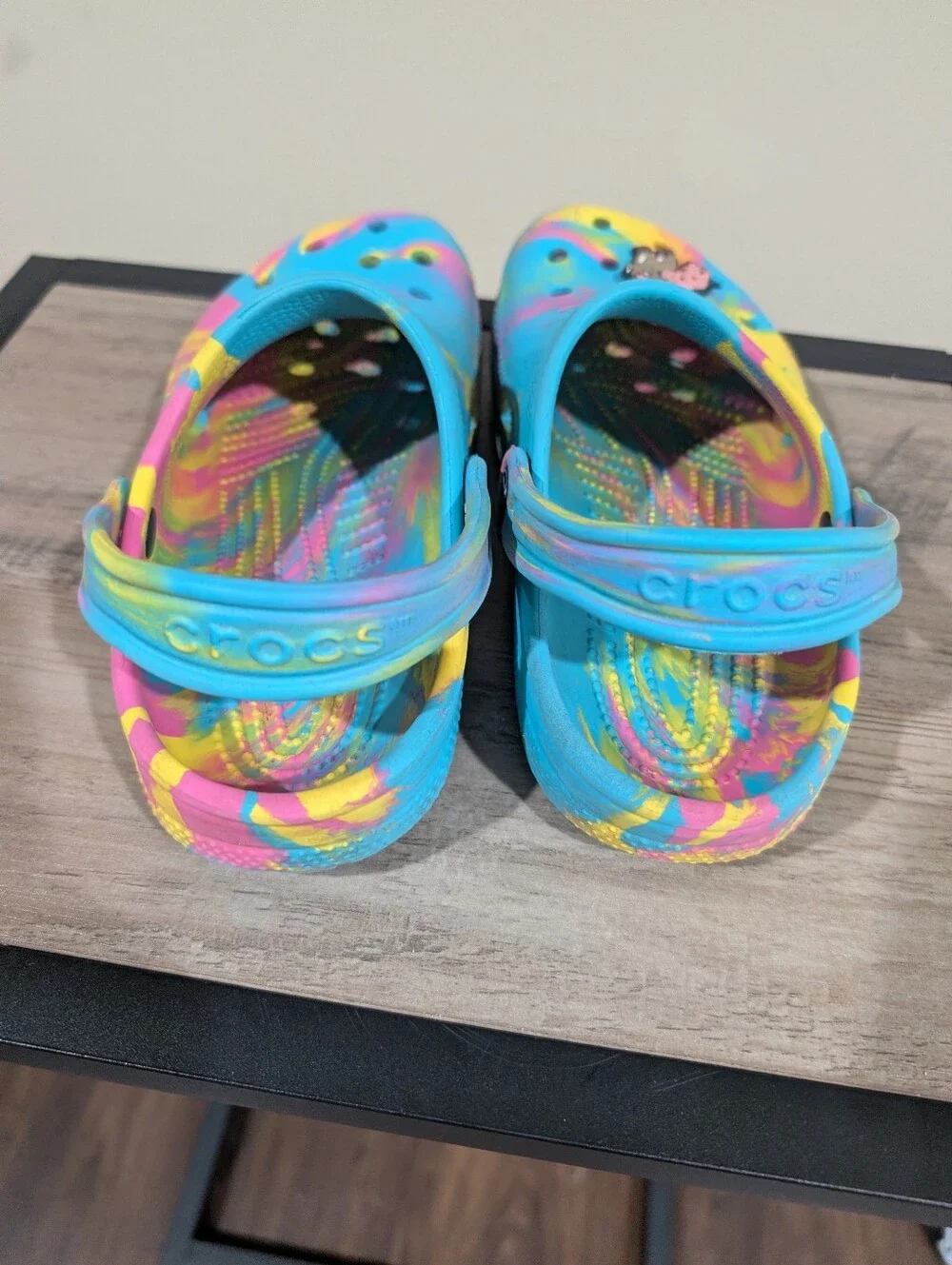 CROCS blue design ventilation