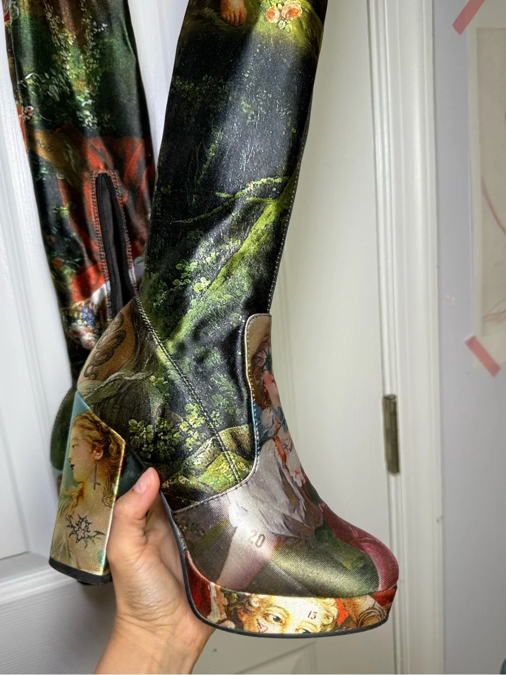 N/A dollskill current