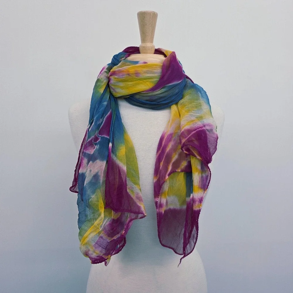 The Unbranded Brand womens colorful