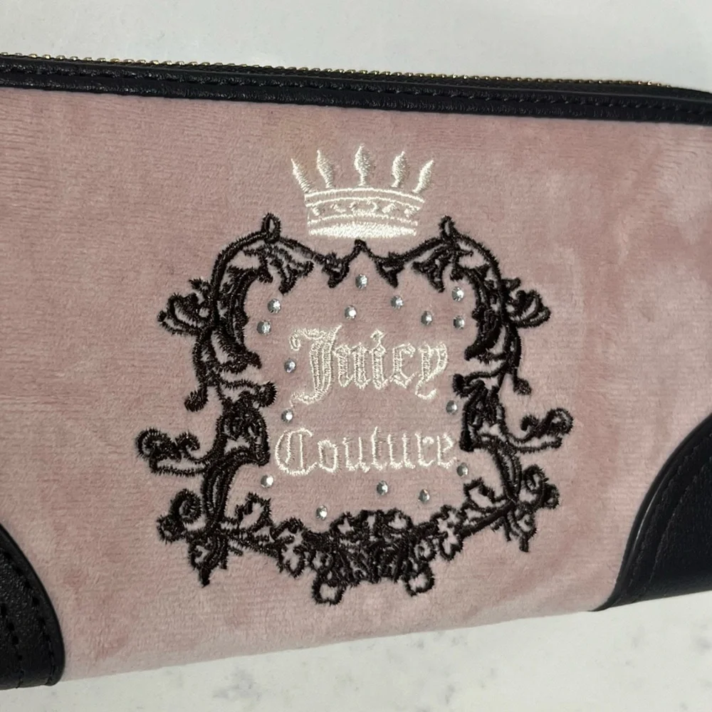 Juicy Couture chic juicy